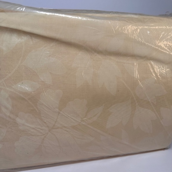 Vintage Wabasso Twin Sheet Set – Cream Floral – Made in Canada – New in Package - Picture 4 of 4